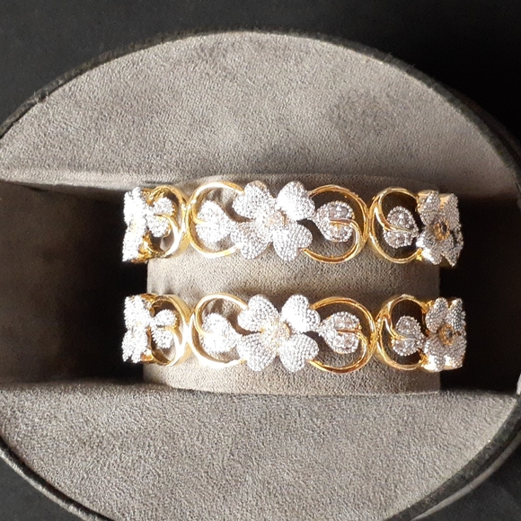 Jewels Galaxy Floral Design Gold Plated American Diamond Indian Bangle - Picture 5 of 11